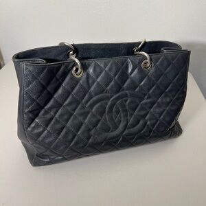 Chanel Large Caviar Quilted Tote Bag | Authentic